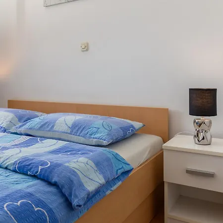 Apartment Dario - Sea View