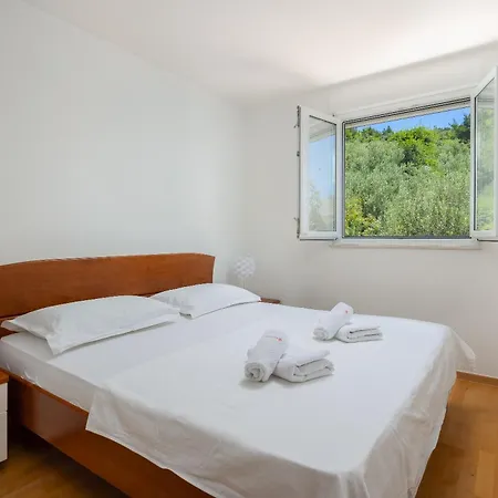 Apartment Dario - Sea View *